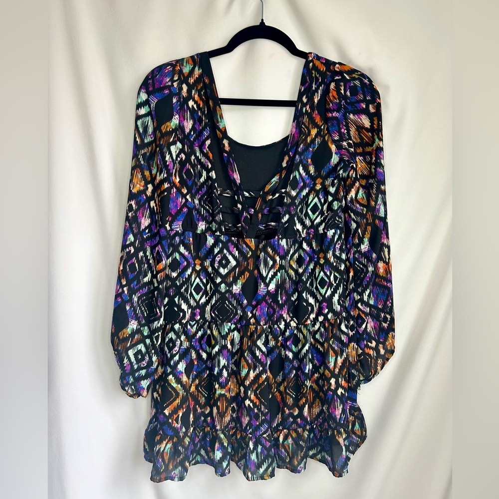 Socialite Long Sleeve Cutout Dress EUC